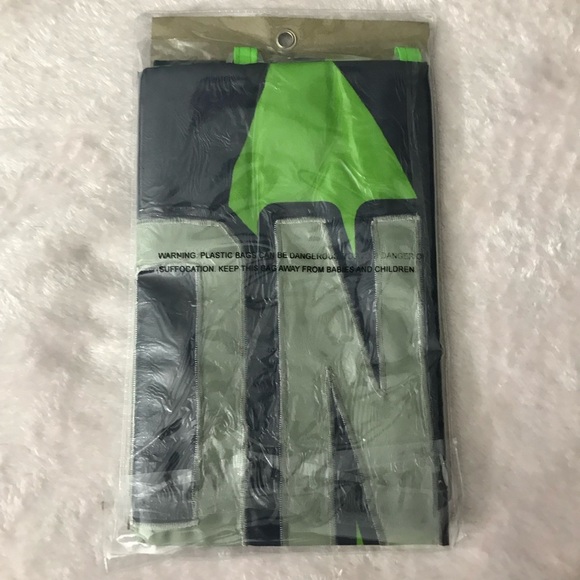 Authentic NFL Player Seattle Seahawks Russell Wilson #3 Oversized Flag 44"x 28" - Picture 2 of 10